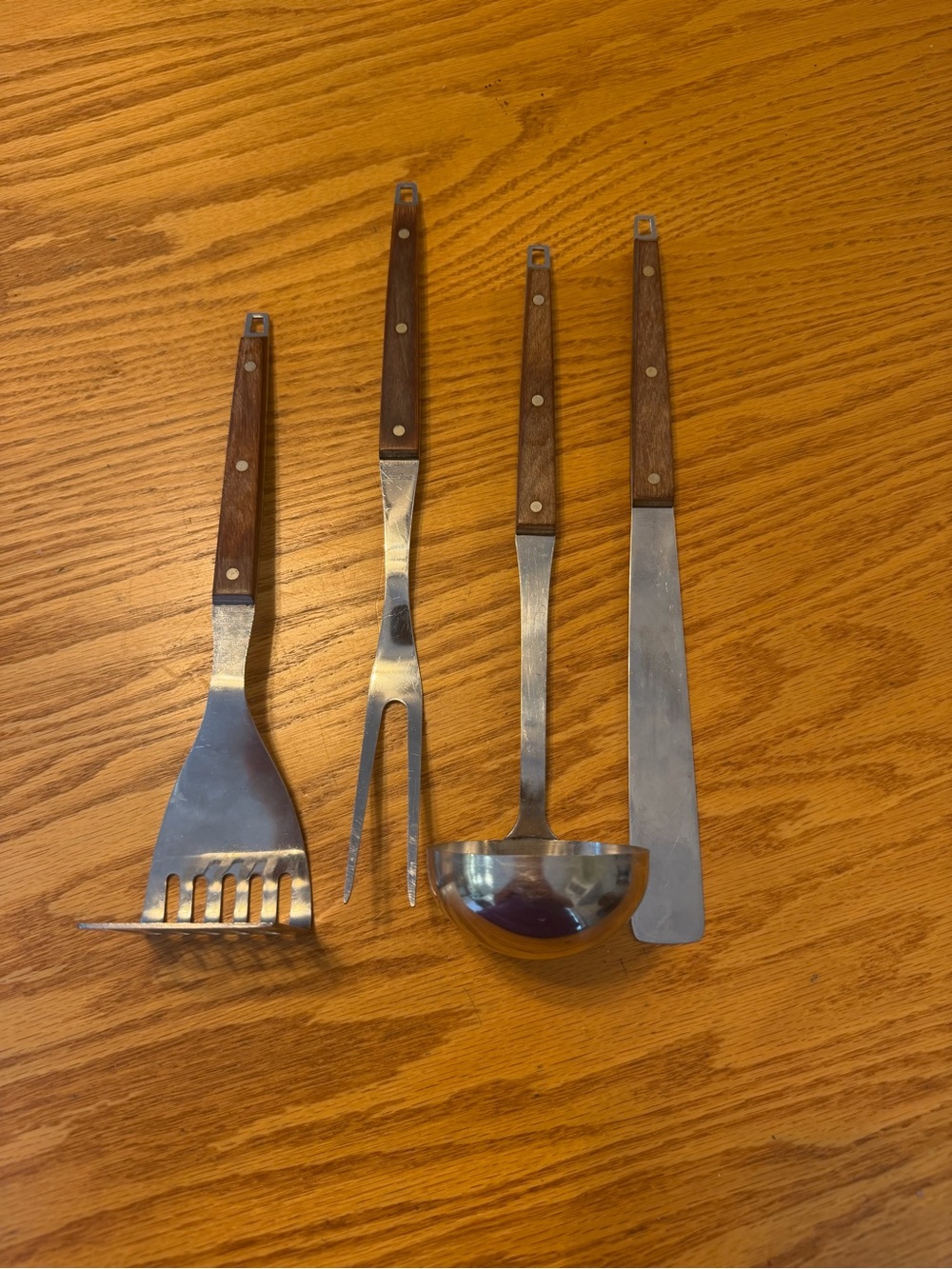 Vintage Ekco Flint 4 Piece Wooden Handle Kitchen Utensil Set - Brown